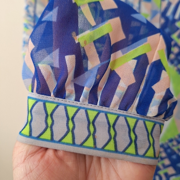 Hale Bob Sheer Beaded V-Neck Geometric Print Blouse XS - Picture 11 of 12